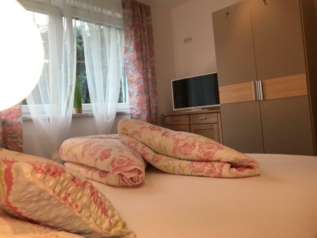 Ferienwohnung Julia Brixen im Thale Eksteriør billede