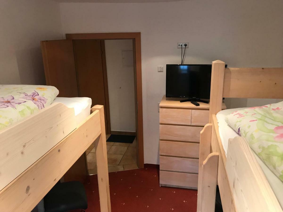 Ferienwohnung Julia Brixen im Thale Eksteriør billede